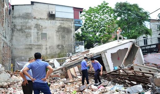 Thi công gây sập nhà bên cạnh, chủ công trình có trách nhiệm thế nào?