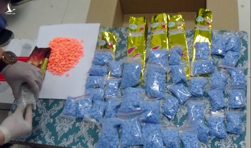 Cán bộ bệnh viện tâm thần móc nối với kẻ buôn bán ma túy