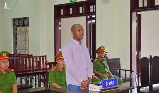 Tử hình đối tượng người Nigeria vận chuyển gần 3kg ma túy vào Việt Nam