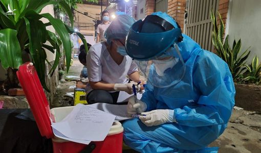 TP HCM phát hiện chuỗi lây nhiễm Covid-19 mới tại giáo phái truyền giáo Phục Hưng