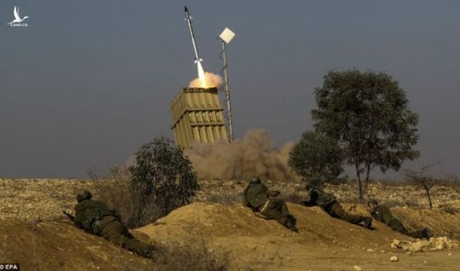 Tên lửa Hamas đánh thẳng vào tử huyệt phòng thủ Israel: “Khe cửa hẹp thần thánh” đã bị lọt qua!