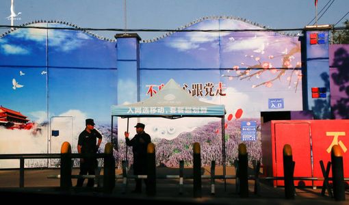 Trung Quốc hối thúc các nước không dự họp LHQ về Tân Cương