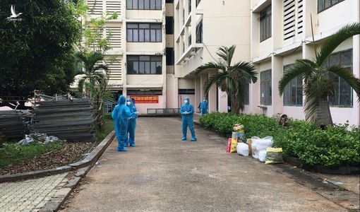 HCDC lý giải nguyên nhân ‘mắc COVID-19 trong khu cách ly’