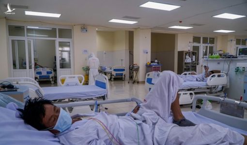 Thêm 2 người bệnh nền nặng qua đời liên quan COVID-19