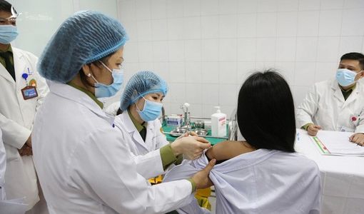 Tiêm thử nghiệm giai đoạn ba Nanocovax cho 12.000 người