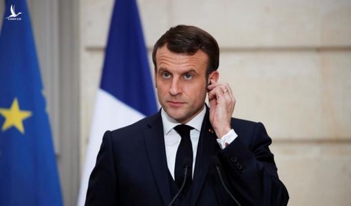 Tổng thống Pháp đổi điện thoại vì phần mềm gián điệp