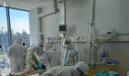 Bệnh viện hồi sức COVID-19 ở TP.HCM đã tiếp nhận 160 bệnh nhân nặng