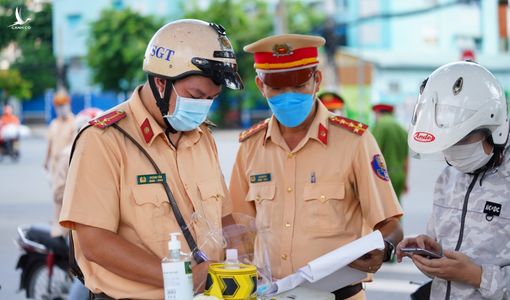 Kỳ lạ: Rất nhiều người ở quận này nhưng đi quận khác ‘mua đồ’
