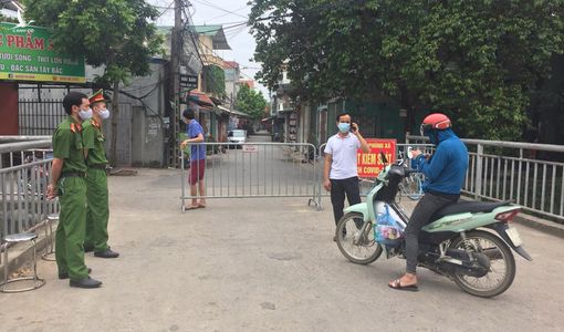 Nhóm người tập trung ‘hầu đồng’ bị xử phạt 90 triệu đồng