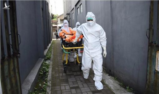 Nguy cơ sản sinh siêu biến chủng Covid-19 nguy hiểm hơn cả Delta