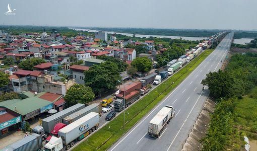 Chính phủ gỡ lưu thông hàng hóa, không kiểm tra xe chở hàng có QR từ 0h ngày 30-7