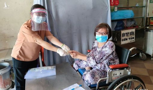 Chính quyền nào bỏ mặc người dân?
