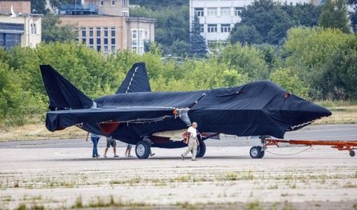 Tiêm kích Nga bí ẩn ở MAKS 2021 khiến cả TG đi từ bất ngờ này tới bất ngờ khác: Vang dội!