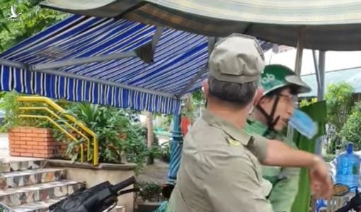 Phường thông tin về clip bảo vệ dân phố tát tài xế Grab lan truyền trên mạng