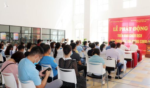 Quảng Ninh tổ chức tiêm vắc xin phòng Covid-19 đợt 5