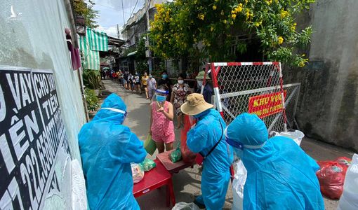 TP HCM: F0 điều trị tại nhà sẽ được cấp thuốc và thực phẩm