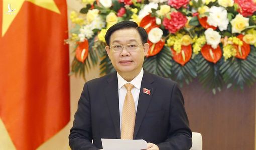 Chủ tịch Quốc hội: Kiến nghị với Chính phủ ‘từ sớm, từ xa’ trong chống dịch