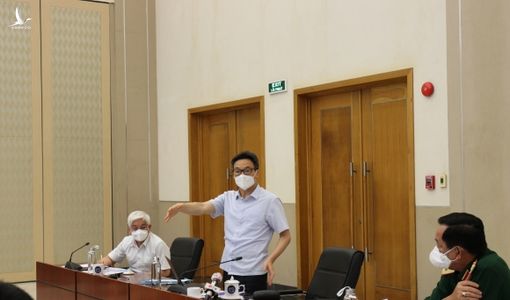Phó Thủ tướng Vũ Đức Đam: Đến 15/8 Bình Dương phải khoanh vùng được dịch