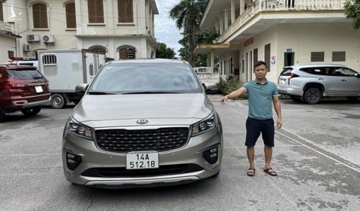 Quảng Ninh: Tài xế vi phạm tăng ga bỏ chạy, trung úy công an bị hất lên nắp capo