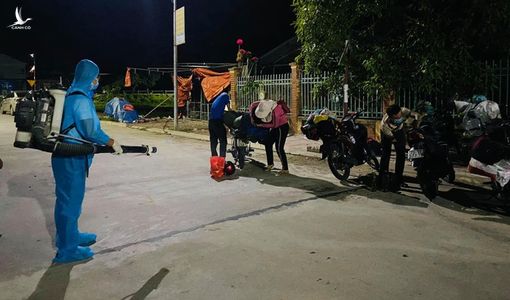 Có tình trạng biến nơi cách ly thành "khu nhà vui vẻ"