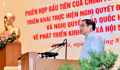 Thủ tướng: ‘Chống dịch Covid-19 là nhiệm vụ cấp bách nhất hiện nay’