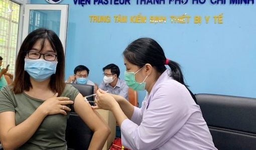 TP.HCM chưa thể thay đổi khoảng cách tiêm giữa 2 mũi Astrazeneca