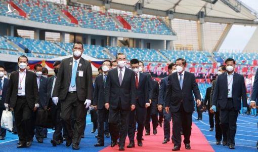 Campuchia mất gì khi kết bạn với Trung Quốc? Ông HunSen vội lên tiếng “giải trình”