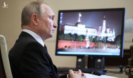 Tổng thống Putin là minh chứng hiệu quả của vaccine Sputnik V
