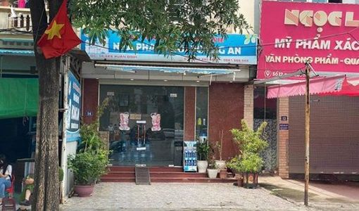 Vụ bé 6 tuổi tử vong nghi do bị bạo hành: UBND quận báo cáo “bị bố đánh buổi sáng”