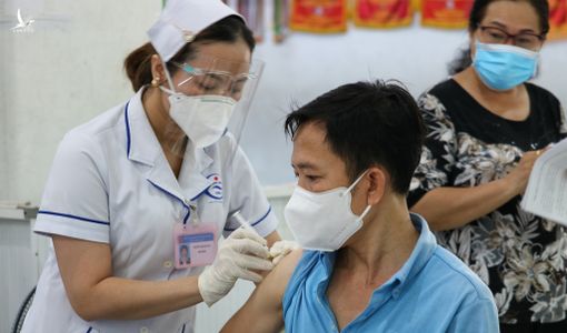 Công điện của Thủ tướng về các biểu hiện thu phí trục lợi trong tiêm vắc xin phòng Covid-19