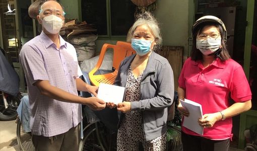 Gói hỗ trợ thứ 3 dành cho những đối tượng cụ thể nào ở TP.HCM?