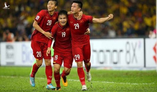 Chịu 2 quả phạt đền, Việt Nam thua ngược trước Oman