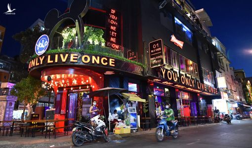 TP.HCM đề xuất mở lại vũ trường, quán bar, karaoke…