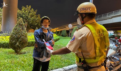 CSGT lý giải nguyên nhân 3 -4 ngày không nhậu vẫn dính nồng độ cồn