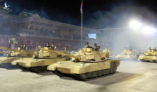 Những phát hiện mới về xe tăng “Armata” Triều Tiên khiến chuyên gia quốc tế bất ngờ