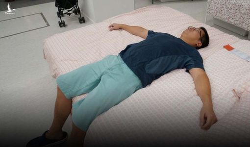 Trào lưu “Nằm thẳng” ngoại lai đang dần hủy hoại giới trẻ Việt Nam?