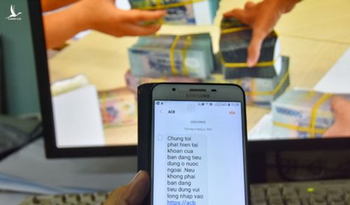 Chiêu lừa đảo tinh vi lấy tiền trong tài khoản người dân cần cảnh giác