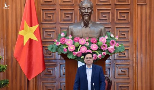 Tự sản xuất được thuốc và vaccine Covid-19 hiệu quả, đúng pháp luật là ưu tiên hàng đầu