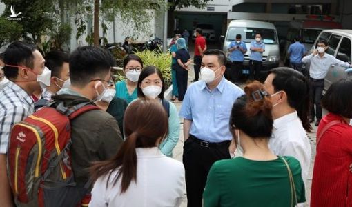 2 thuyền viên dương tính Covid-19 phải giải trình gene xem có nhiễm Omicron không