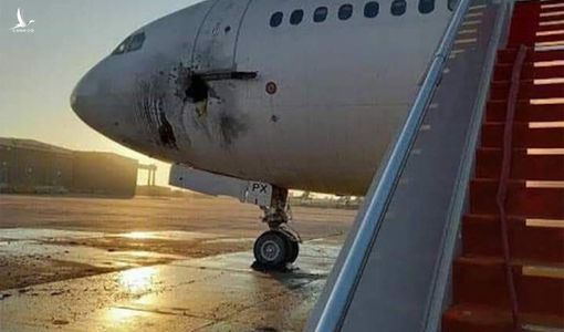 6 quả tên lửa rơi trúng khu vực sân bay Baghdad, một máy bay trúng đạn
