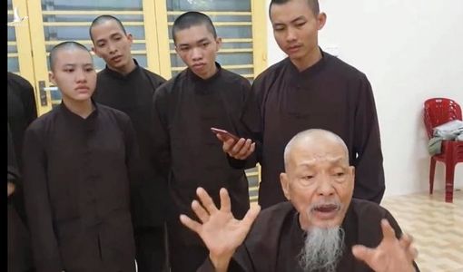 Người đứng đầu Tịnh Thất Bồng Lai từng khẳng định “cả đời tu, không vợ không con”