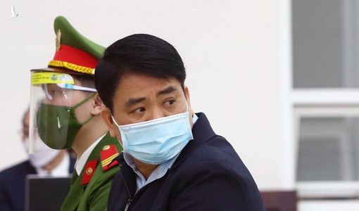Hé lộ “kim bài miễn tử” cho quan chức “nhúng chàm”