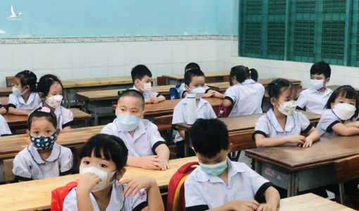 Không có việc TP.HCM cho học sinh nghỉ đến ngày 28-2 do COVID-19