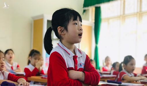 Hà Nội: Cho học sinh lớp 1-6 ở 18 huyện, thị xã đi học trực tiếp từ 10/2
