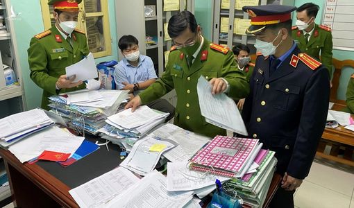 Hàng loạt cán bộ CDC Thừa Thiên Huế bị bắt có liên quan vụ Việt Á không?
