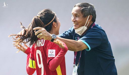 ‘Cầu thủ nữ Việt Nam đã không thở nổi vì COVID-19’