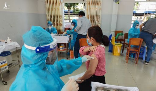 Phát hiện mới về nguy cơ tái nhiễm của F0 đã tiêm vaccine