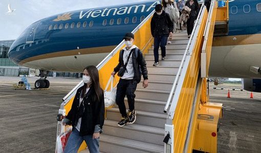 Nga đưa quân vào miền đông Ukraine: Chuyến bay từ Việt Nam sang châu Âu bị ảnh hưởng?