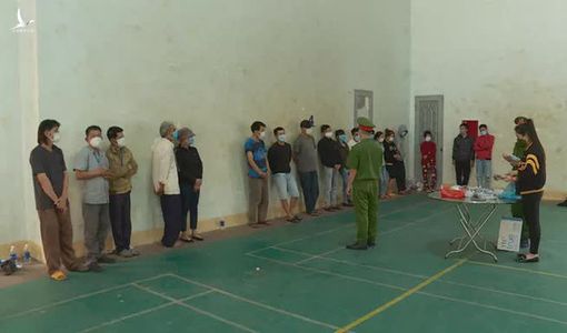 Triệt xóa nhóm đánh bạc bằng… vỏ hạt dưa quy mô lớn