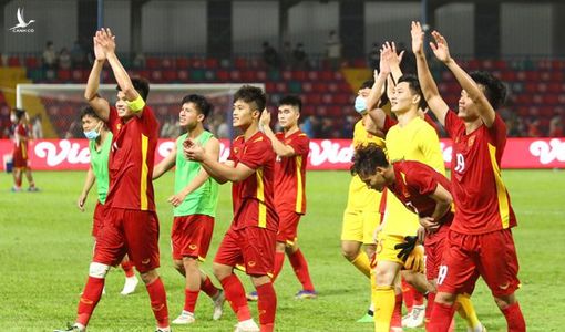 U23 Việt Nam nhận thưởng nóng sau chiến thắng quả cảm trước Thái Lan